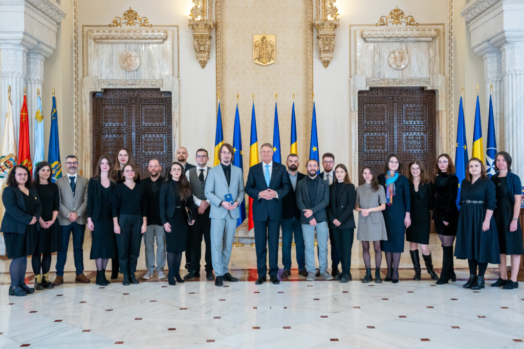 Commit Global leadership receiving the National Order for the Promotion of Human Rights from Romanian President Klaus Iohannis.